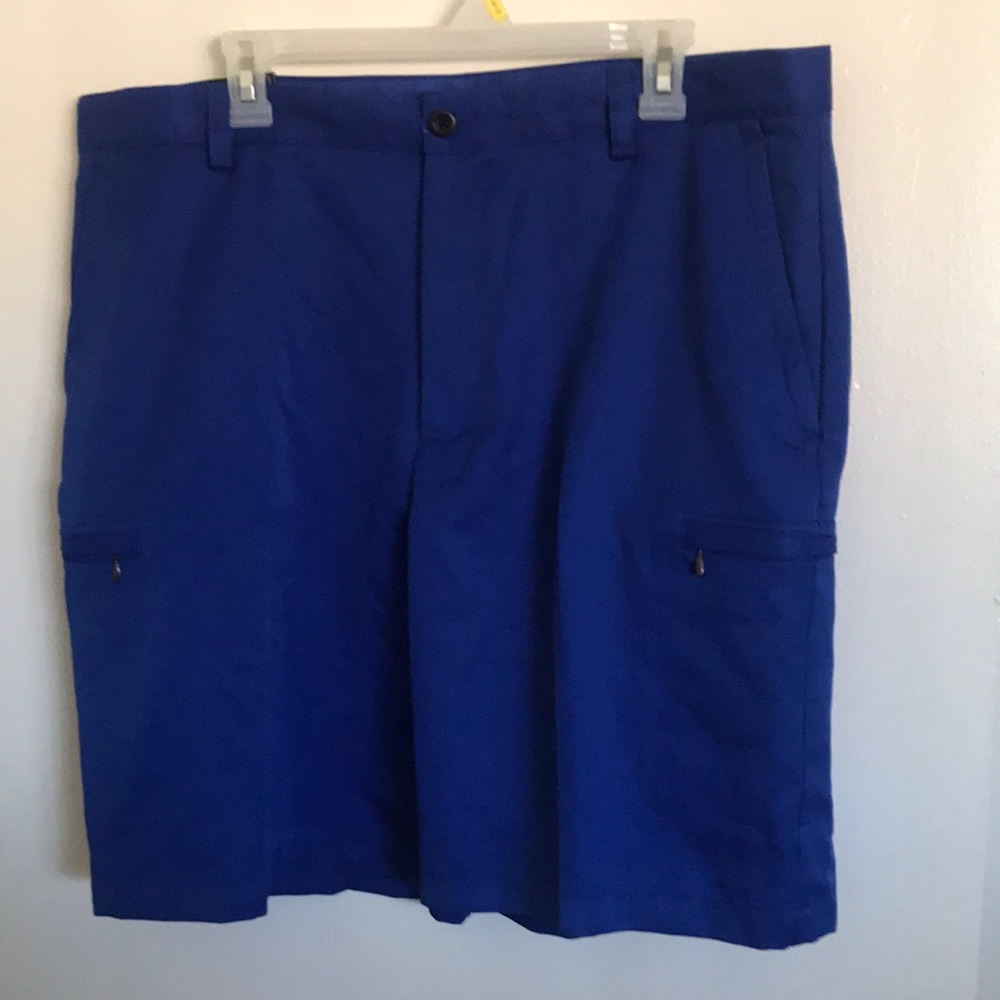 New Men’s Izod Golf Shorts